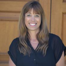 Headshot of Kira Espiritu