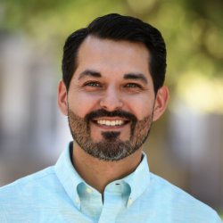 Adán De La Paz Headshot